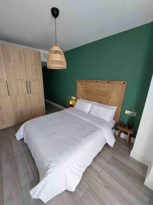 Cozy Apartment Малага Екстериор снимка