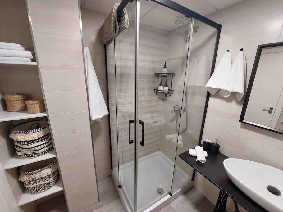 Cozy Apartment Малага Екстериор снимка